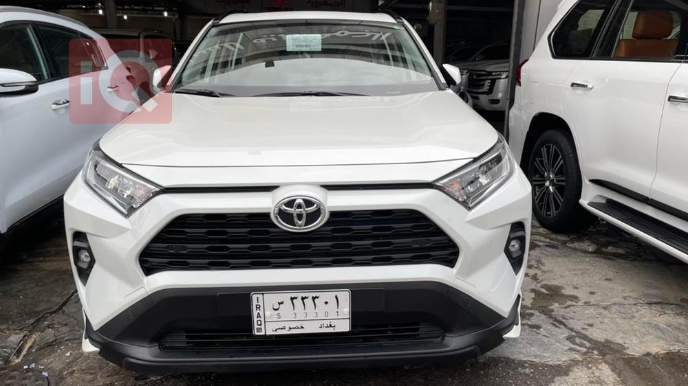 تۆیۆتا ڕاڤ 4